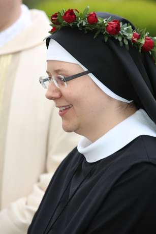 Ewige Profess von Sr.Faustine u. Sr.Nathanaela OSB