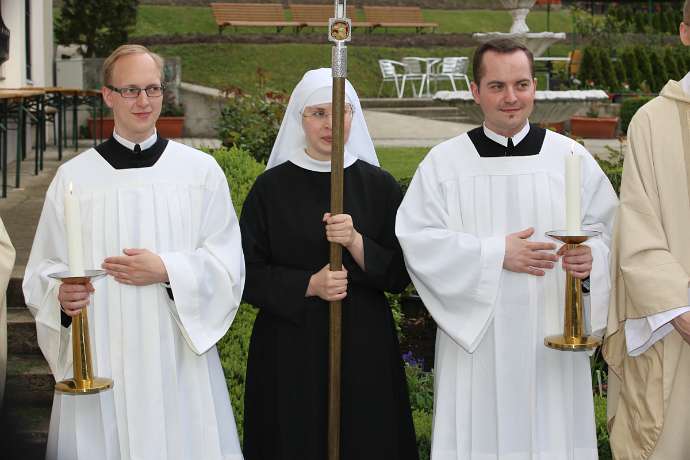 Ewige Profess von Sr.Faustine u. Sr.Nathanaela OSB