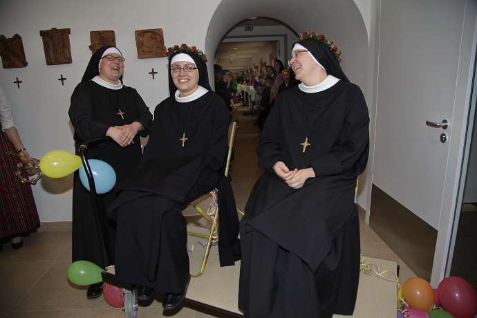 Ewige Profess von Sr.Faustine u. Sr.Nathanaela OSB