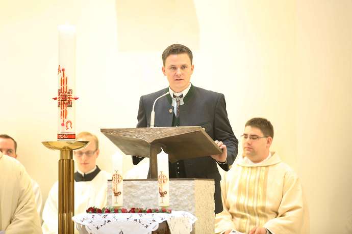 Ewige Profess von Sr.Faustine u. Sr.Nathanaela OSB 1. Lesung Apg 9,26-31 (auf deutsch)