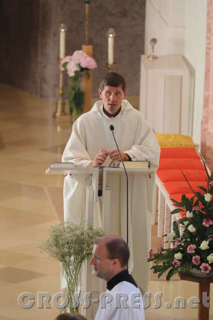 2016.09.10_12.38.59.JPG - Rosenkranzgebet, geleitet von Bruder Alois.