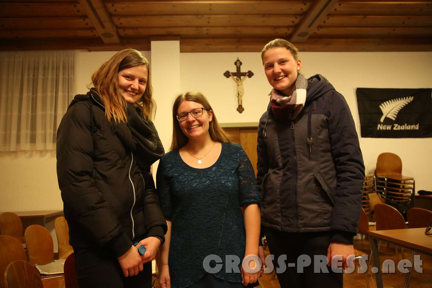 2017.11.08_22.43.31.JPG - Maria Lechner mit ihren Freundinnen.