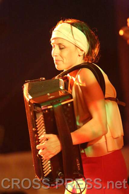 2014.09.05_21.21.25.jpg - "Das Großmütterchen Hatz"