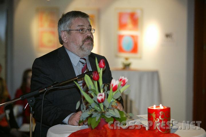 2009.01.11_15.41.41.JPG - Dr. Josef Winklmayr, ehemals Seminarist im Marianum, ist Direktor des Pastoralamts.