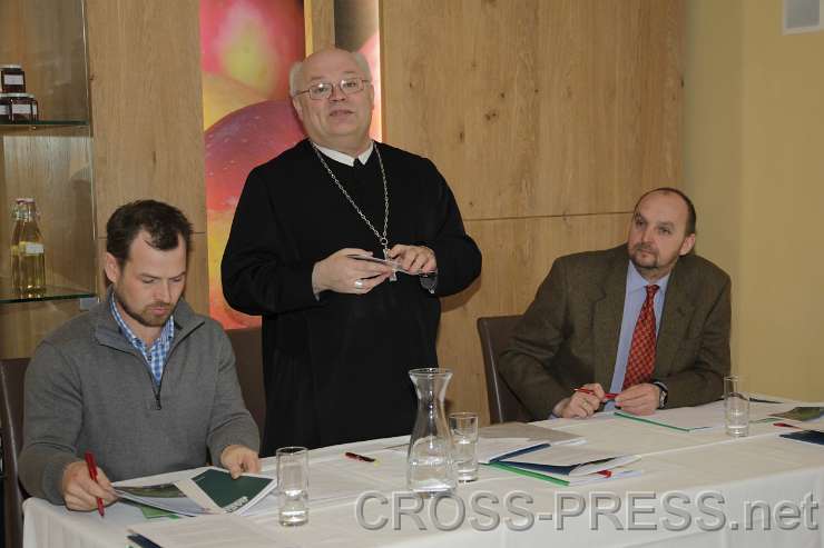 2015.03.19_10.43.22.JPG - Stefan Kastenhofer, Abt Petrus Pilsinger und Mag. Albert Bucar