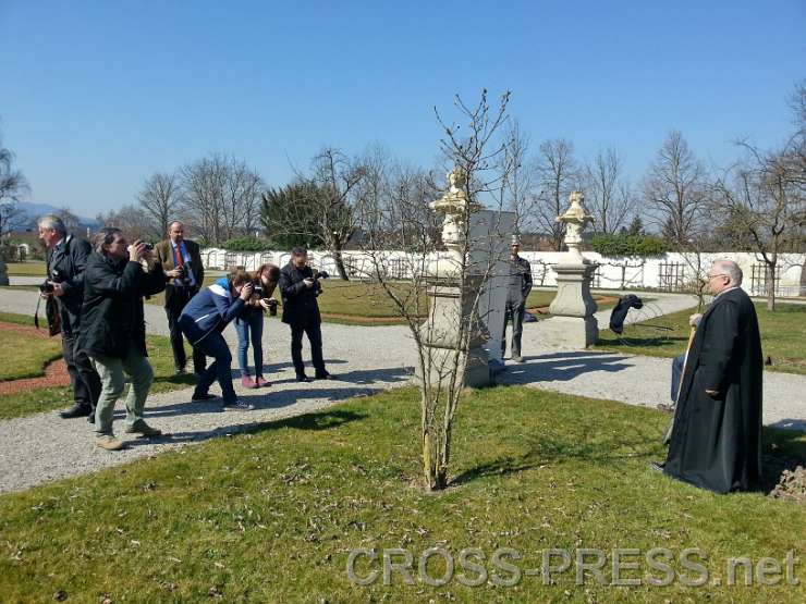 2015.03.19_11.21.35.jpg - So geht's zu, wenn ein schönes Foto entstehen soll. ;)