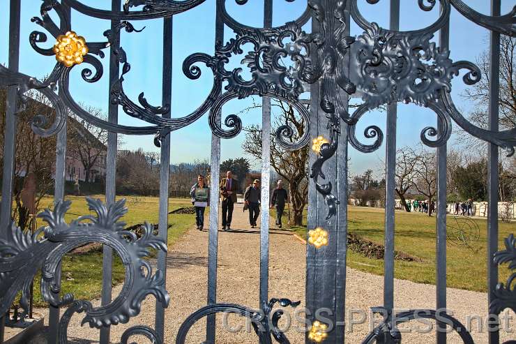 2015.03.19_11.24.36.JPG - Nach dem Fototermin im Hofgarten.