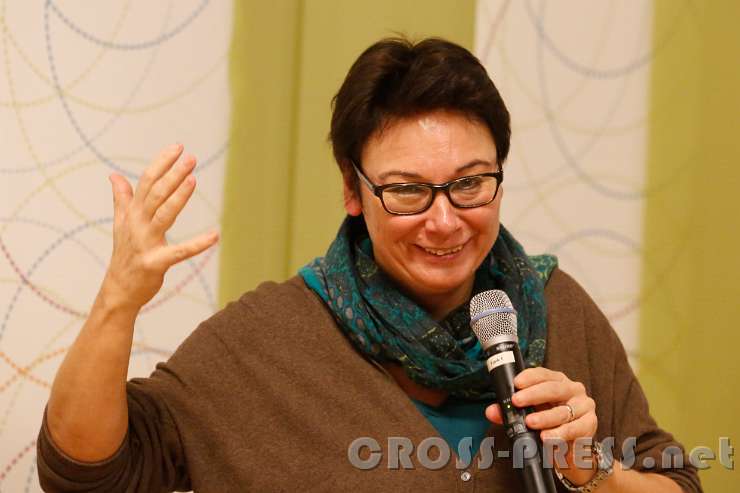 2015.12.15_21.11.12_29.JPG - Dr. Michaela Fried