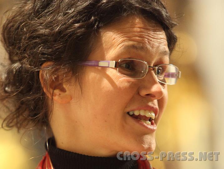 2009.12.12_20.40.56.jpg - Gassners sind musikalisch sehr engagiert:  Edith singt im Kirchenchor und Eduard dirigiert die �rtliche Trachtenmusikkapelle.