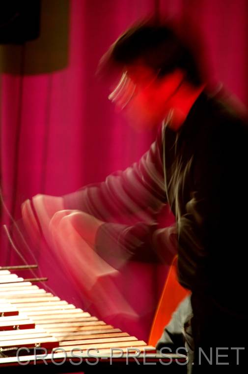 06.06.11_202 Um Orff Spielen zu k�nnen muss einer schneller sein als sein Schatten ...