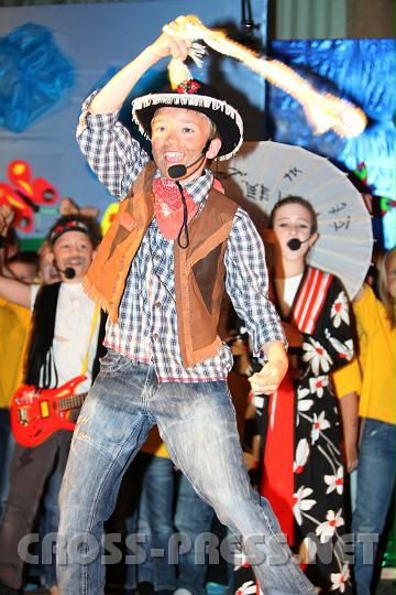 2010.06.26_19.21.36_01.jpg - Noch ein Musiker: Cowboy Jim aus Texas ist Michael Rammel.