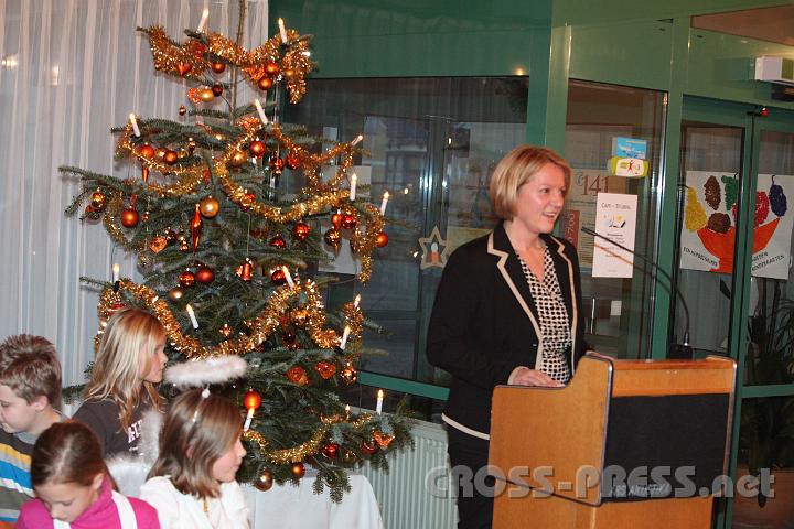 2011.12.22_17.05.37.jpg - Sylvia Seibert, Direktorin des Landespensionistenheims.