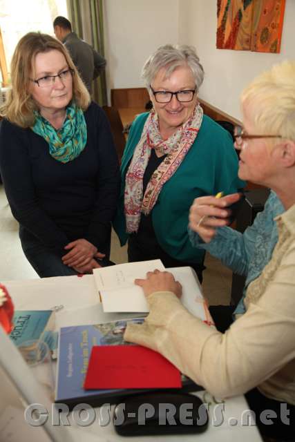 2016.03.05_16.07.16.jpg - Signierstunde