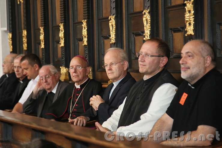 2016.09.04_16.33.53.JPG - Priester-Oktett