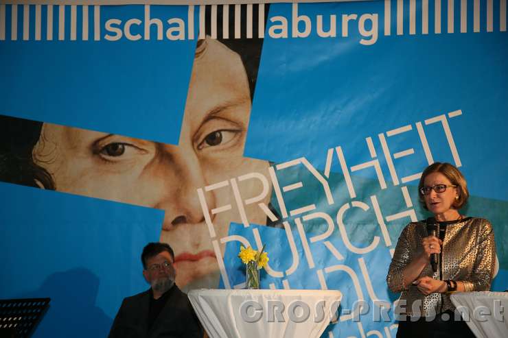 2017.04.07_15.10.39.jpg - "Als Bildungs- und Vermittlungsraum ist die Schallaburg ideal geeignet, um neue Sichtweisen auf die sich rasant wandelnde Welt zu präsentieren – hier begegnen sich internationale Kulturen und Religionen."