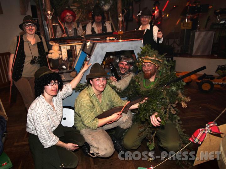 2009.02.24_21.44.17.jpg - Diese Saison Attraktion auf jedem Ball:  "Jagaverein Triftnix" aus Ertl.