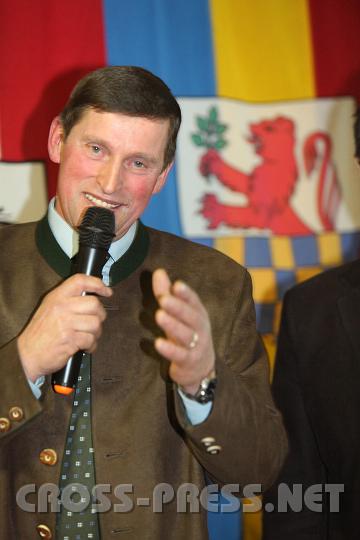 2010.01.08_20.41.35.jpg - Bgm. Panstingl ist keineswegs amtsm�de und w�rde sich �ber eine Wiederwahl am 14. M�rz freuen.