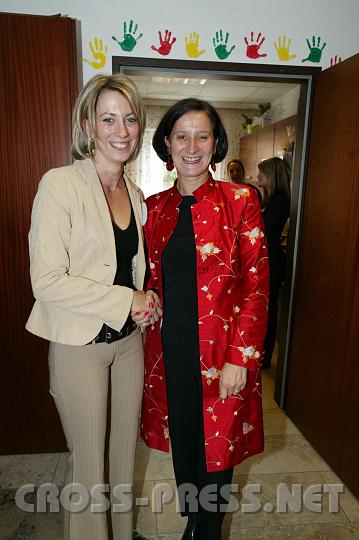 2008.09.27_13.28.02.JPG - Obfrau Lisa Kaindl und LR Mag. Johanna Mikl-Leitner.