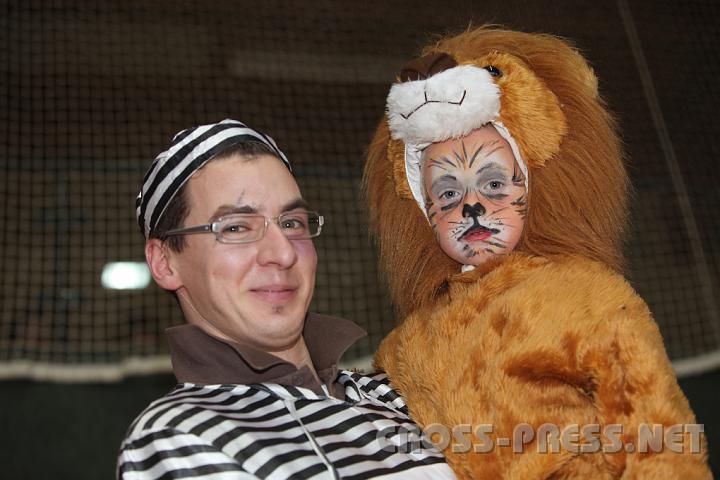 2009.02.22_15.03.41_01.jpg - "Str�fling" Johannes Aigner mit "L�wensohn" Florian.