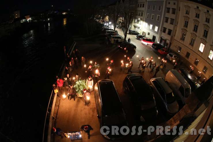 2016.12.10_17.24.21.JPG - "Advent-Schwimmen" im Mündung von der Steyer in die Enns
