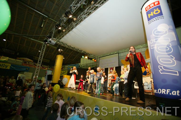 06.11.05_050 'Schneewittchen - und wer spielt die Zwerge ?' Mitspiel-Theater von Christoph Rabls Truppe 'Traumf�nger'.