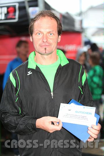 2010.06.19_20.14.54.jpg - Auto Alfred stellt bald auf Flugbetrieb um.  ;)