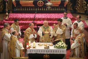 KirchWeihFest Stiftskirche Seitenstetten Doxologie beim Kirchweihfest der Stiftskirche Seitenstetetten u.a mit Nuntius Erzbischof Stephan Zurbriggen, Abt Berthold Heigl und Abt Theodor Hausmann von der...