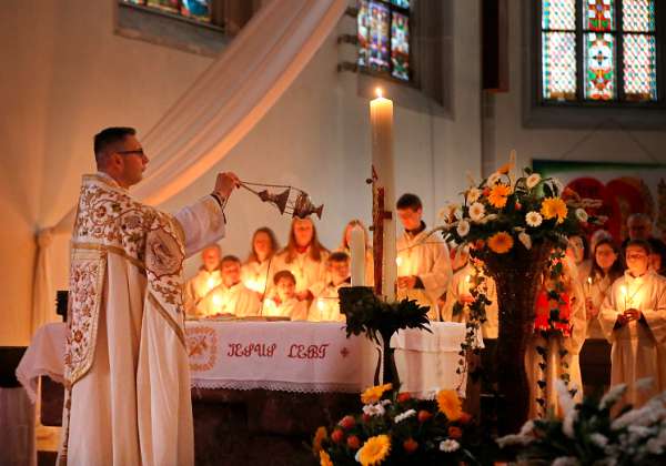 Inzensierung (Beweihräucherung)