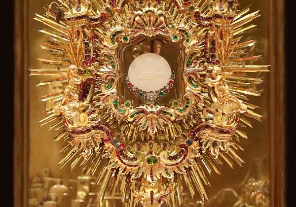 ErstKommunion - AltarSakrament